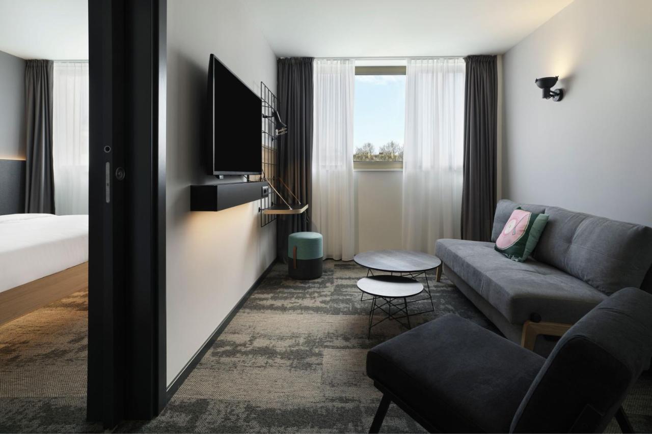 Hotel Moxy Belgrade Extérieur photo