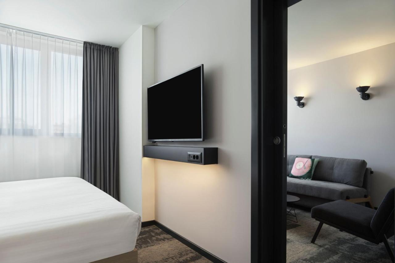 Hotel Moxy Belgrade Extérieur photo
