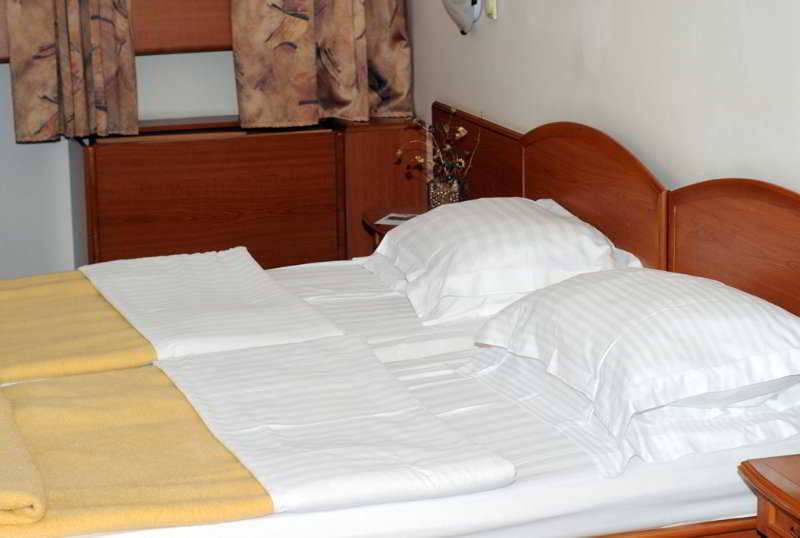 Hotel Moxy Belgrade Extérieur photo