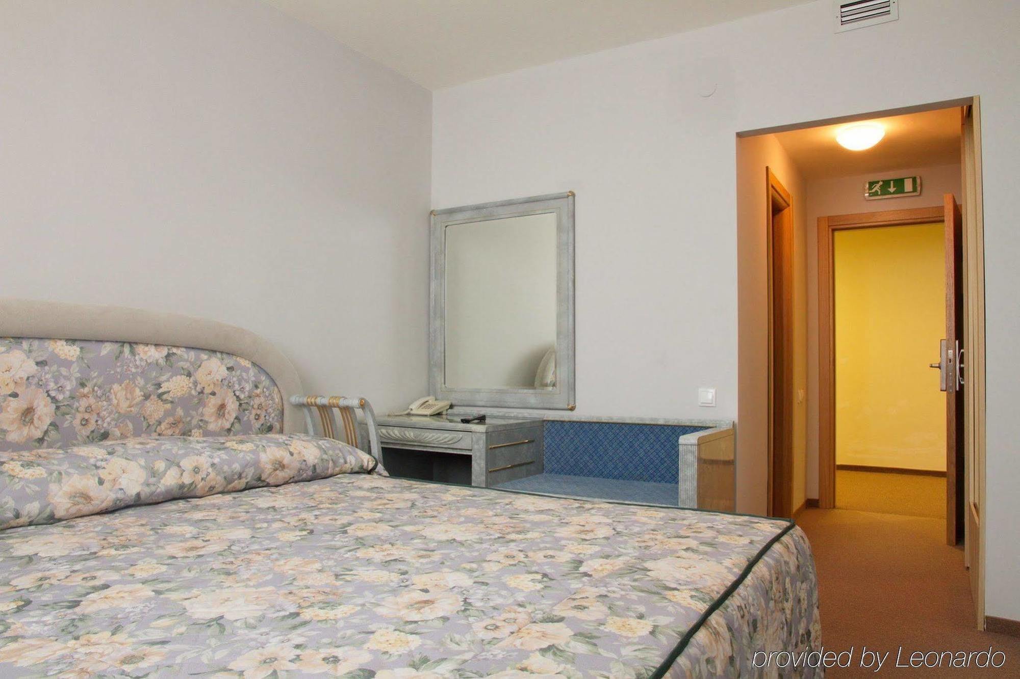 Hotel Moxy Belgrade Extérieur photo